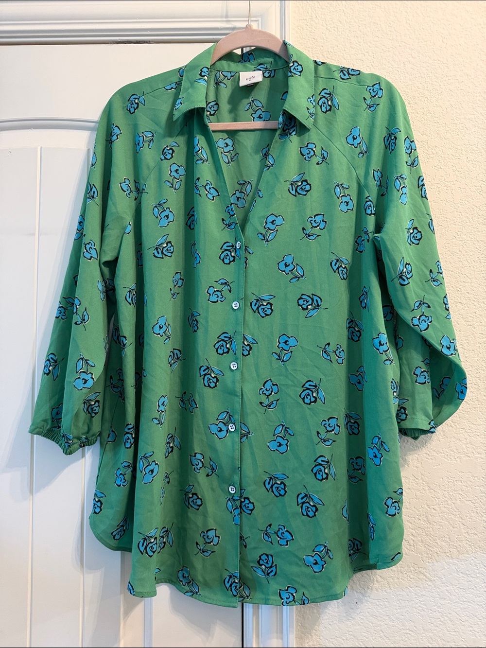 CABI Green Floral Button-Up Blouse, Sz M